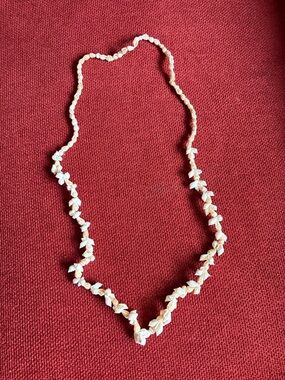 Handcrafted White Shell Lei Necklace - Women Jewelry